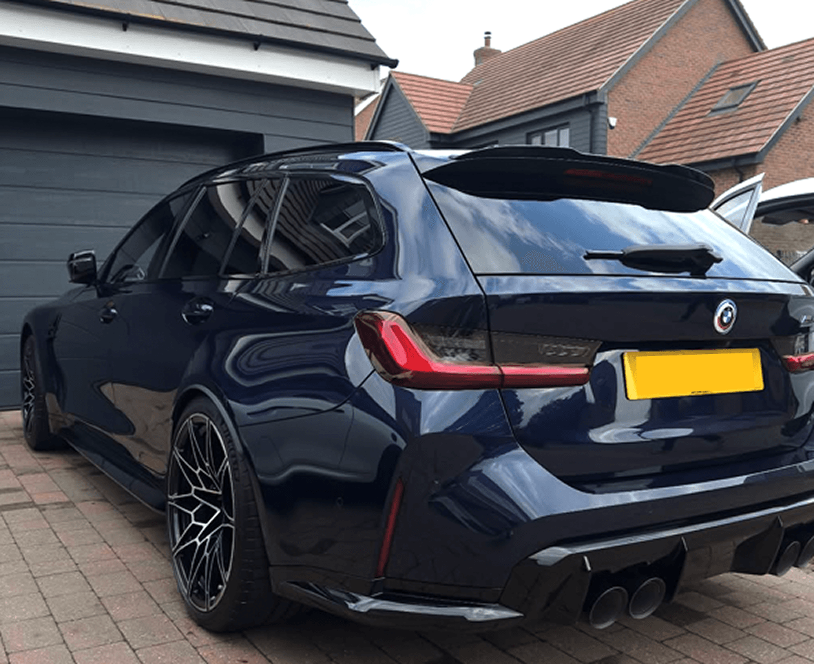 Dark blue BMW M3 Touring